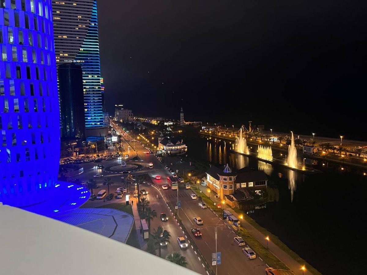 Gq Apartments On First Line บาทูมิ ภายนอก รูปภาพ