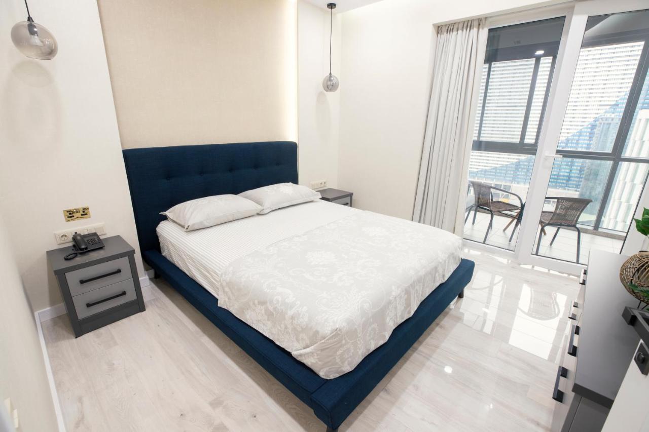 Gq Apartments On First Line บาทูมิ ภายนอก รูปภาพ
